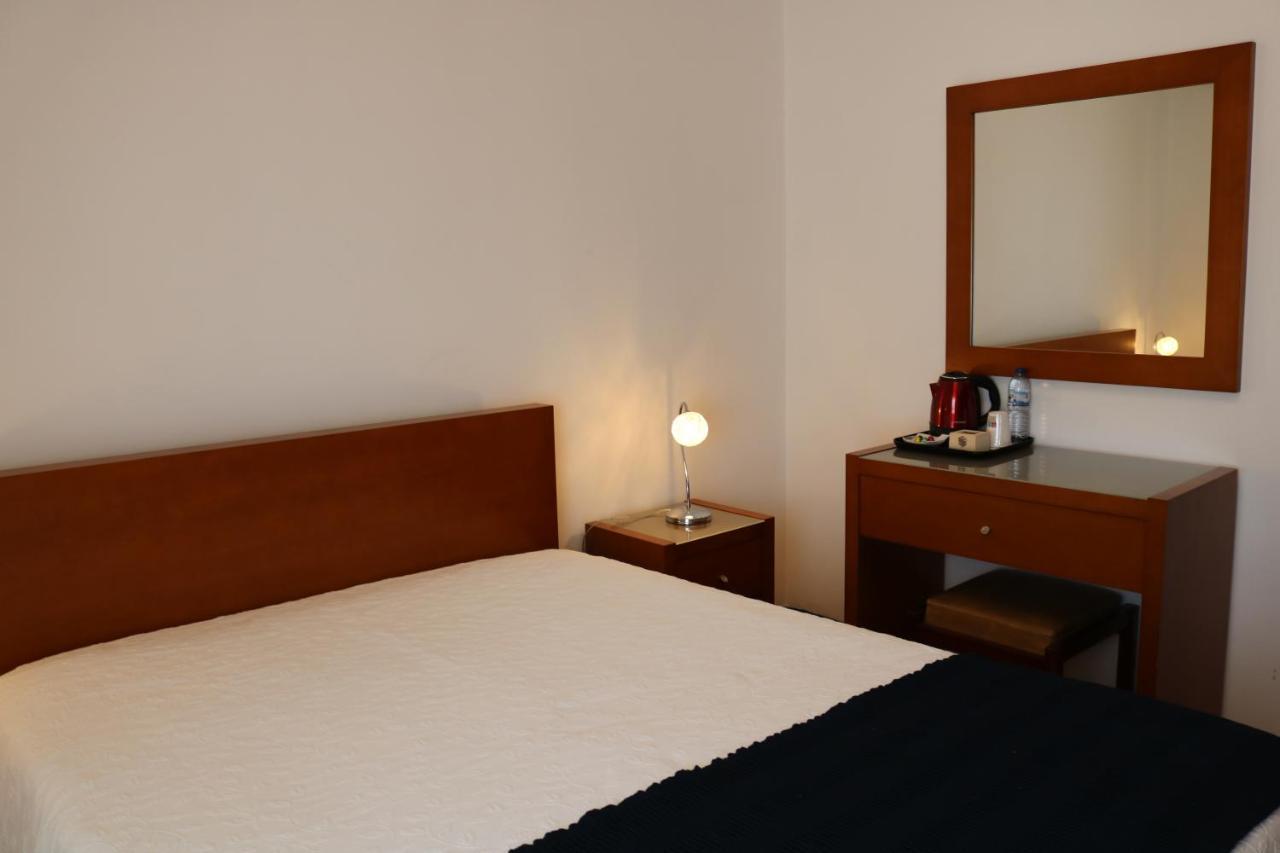 Hotel Solar Das Laranjeiras ヴァーレ・デ・カンブラ エクステリア 写真