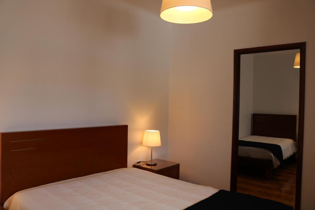 Hotel Solar Das Laranjeiras ヴァーレ・デ・カンブラ エクステリア 写真