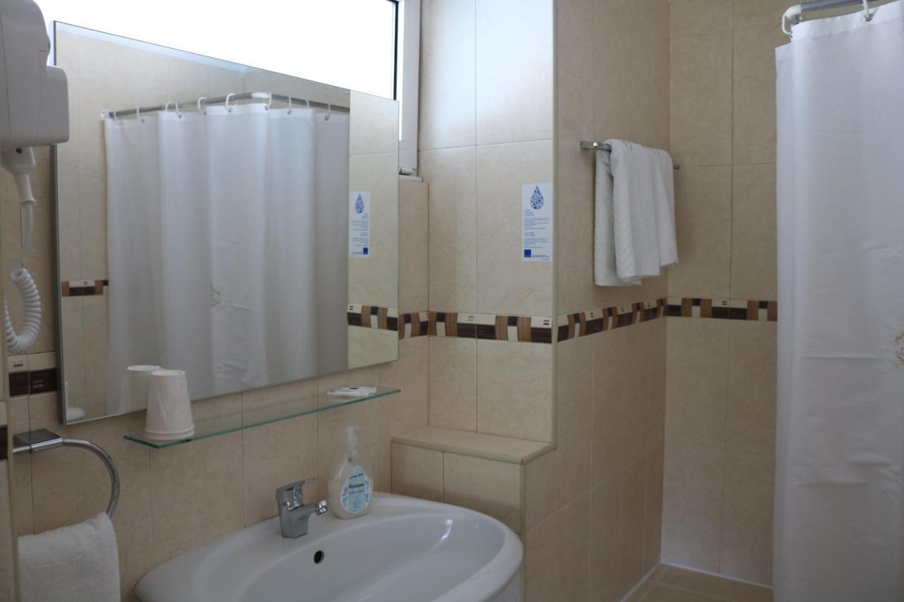 Hotel Solar Das Laranjeiras ヴァーレ・デ・カンブラ エクステリア 写真