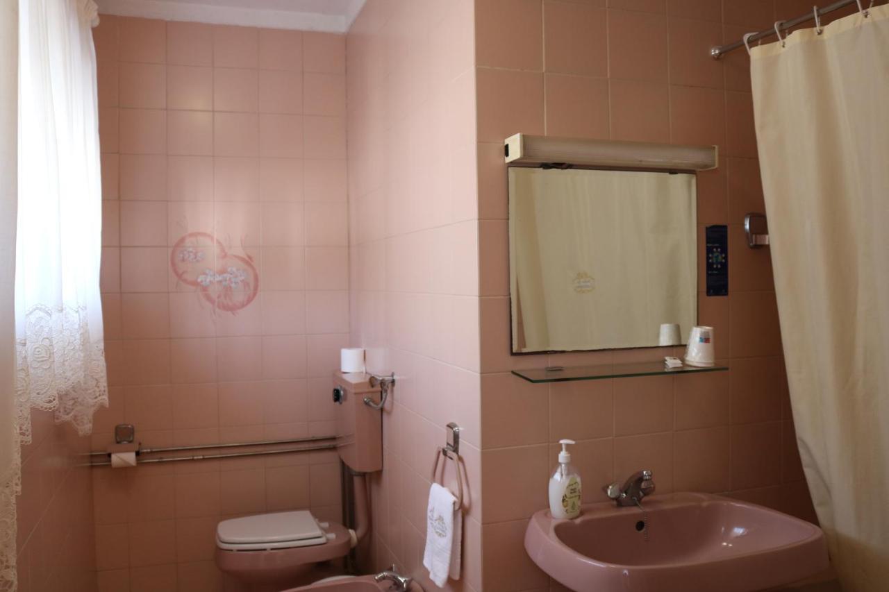 Hotel Solar Das Laranjeiras ヴァーレ・デ・カンブラ エクステリア 写真